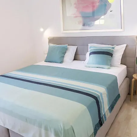 Modern For 4 Persons, Sea View, Near The Apartman *