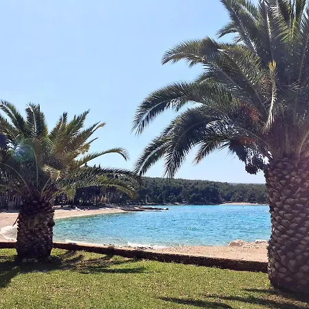 Modern For 4 Persons, Sea View, Near The Supetar