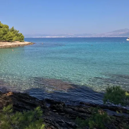 Modern For 4 Persons, Sea View, Near The Supetar