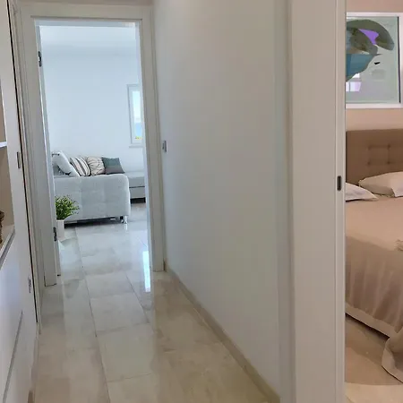 Modern For 4 Persons, Sea View, Near The Appartement Supetar
