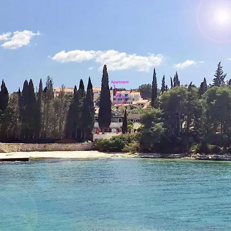 Modern For 4 Persons, Sea View, Near The Supetar