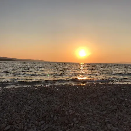 Apartman Modern For 4 Persons, Sea View, Near The