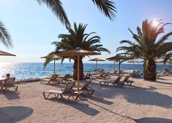 Modern For 4 Persons, Sea View, Near The *