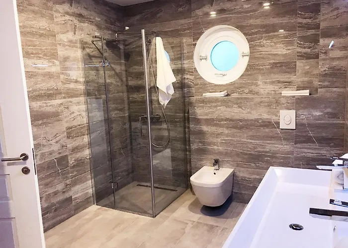 Appartamento Modern For 4 Persons, Sea View, Near The *