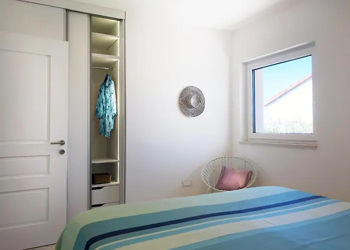 Modern For 4 Persons, Sea View, Near The * San Pietro di Brazza