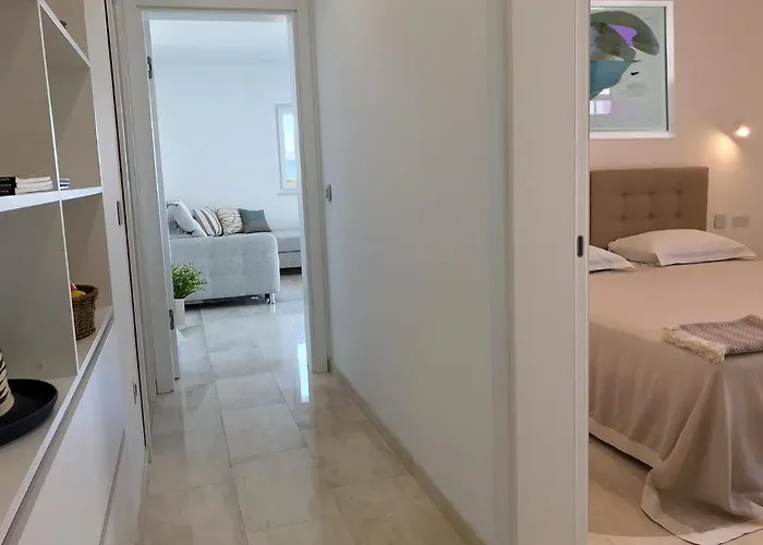 Modern For 4 Persons, Sea View, Near The Appartamento San Pietro di Brazza